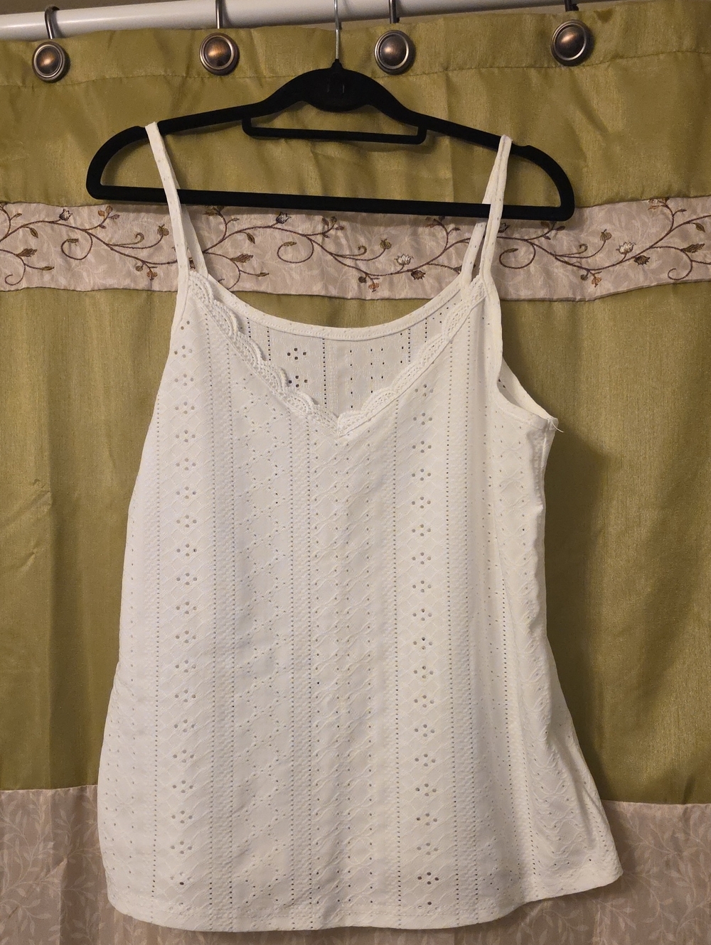 Women’s White Eyelet Camisole Top